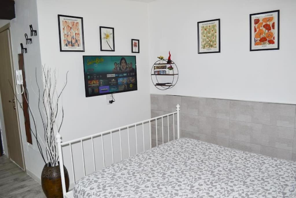 Casa Mya - Studio Flat Napoli Esterno foto
